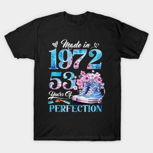 53rd Birthday Queen Made in 1972 Gifts 53 Years Old Floral T-Shirt